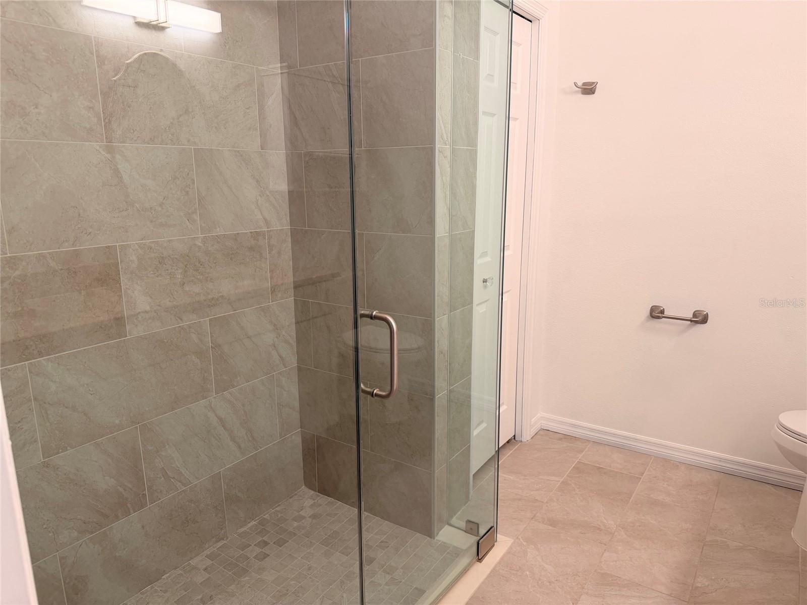 10245 DEVONSHIRE LAKE DR — photo 12