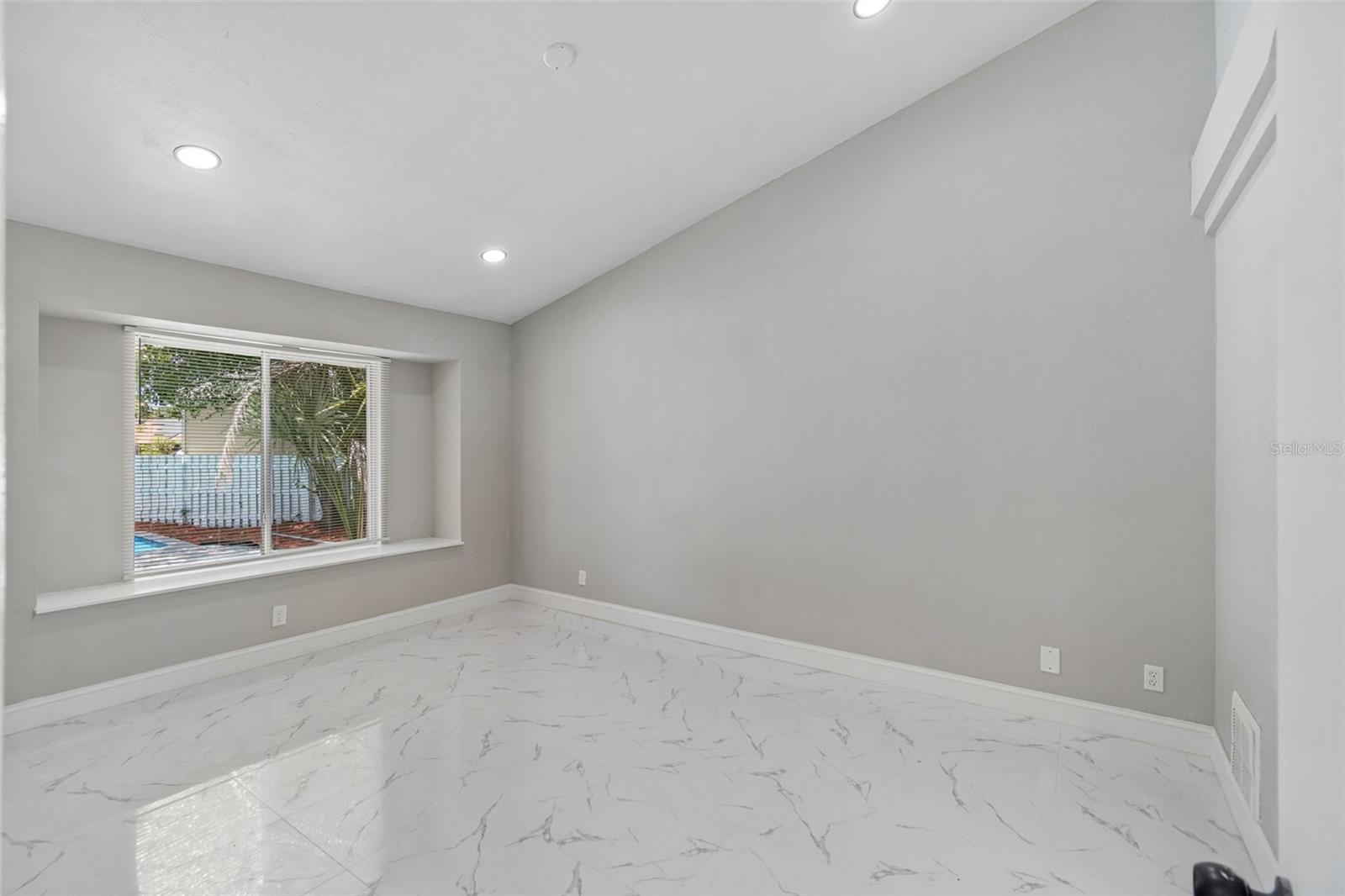 3315 SILVERPOND DR — photo 14