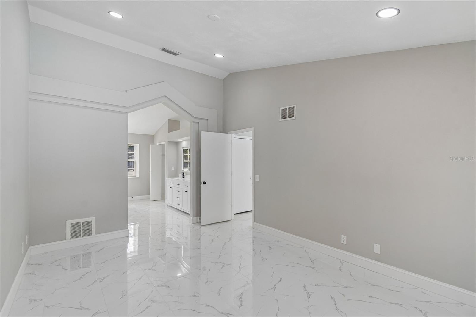 3315 SILVERPOND DR — photo 17