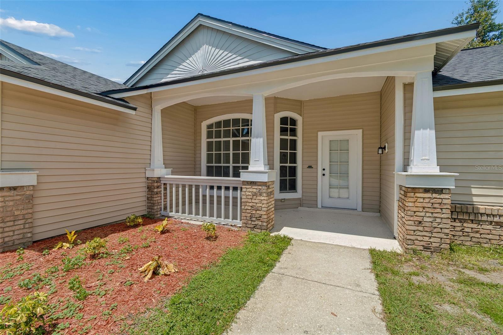 3315 SILVERPOND DR — photo 2
