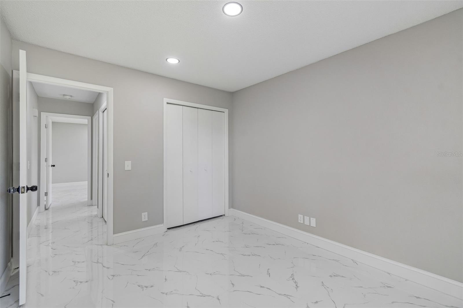 3315 SILVERPOND DR — photo 36