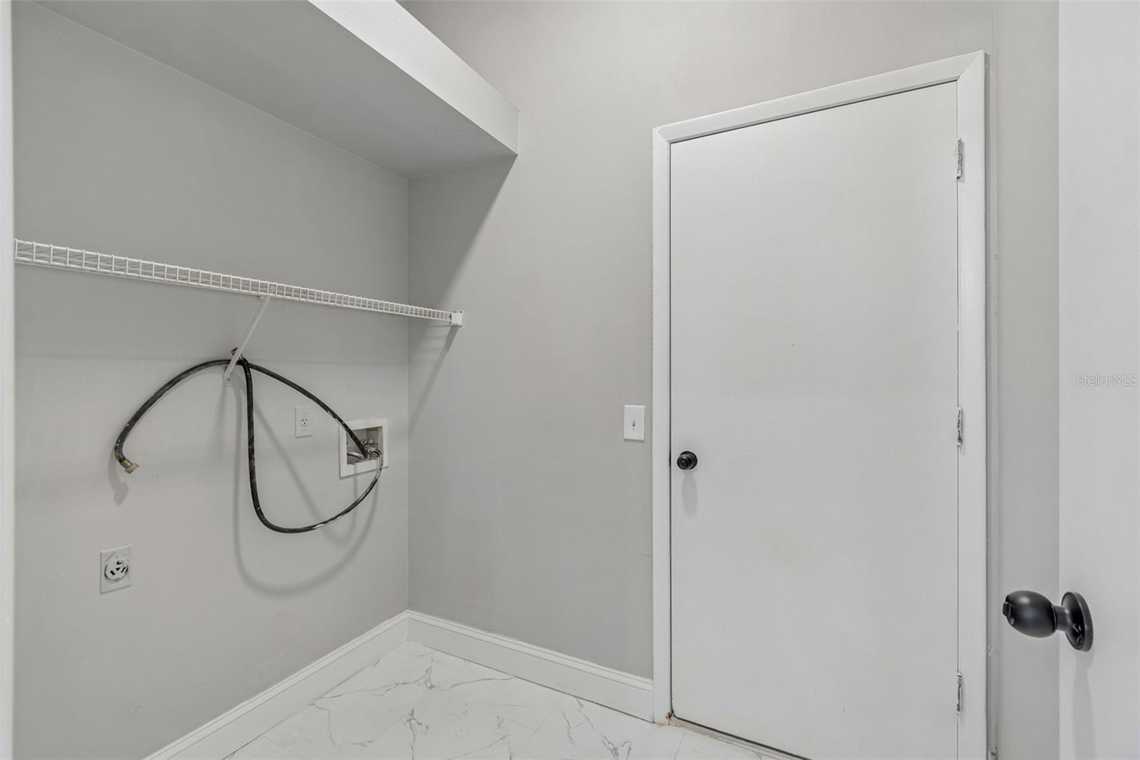 3315 SILVERPOND DR — photo 38