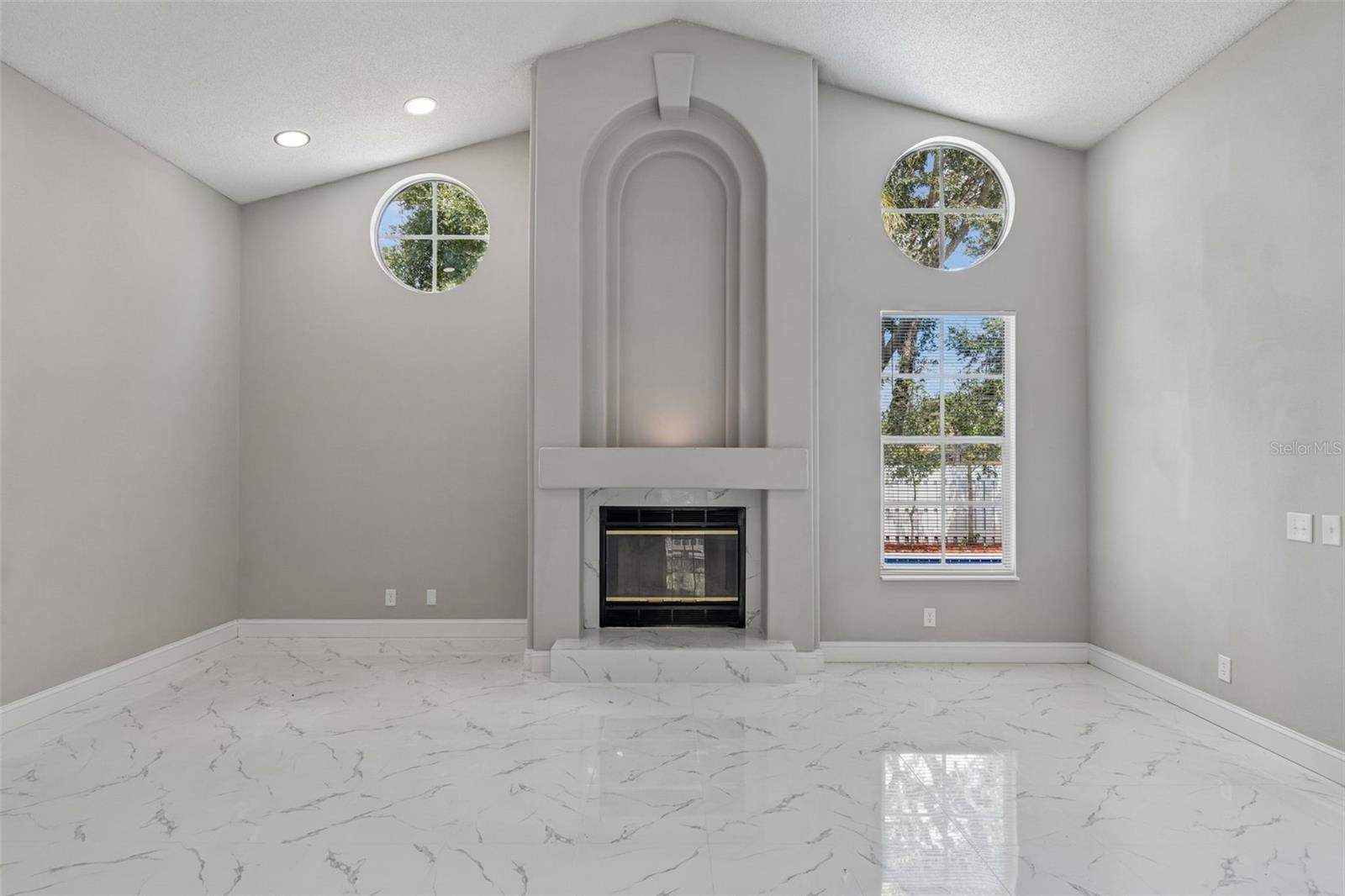 3315 SILVERPOND DR — photo 27