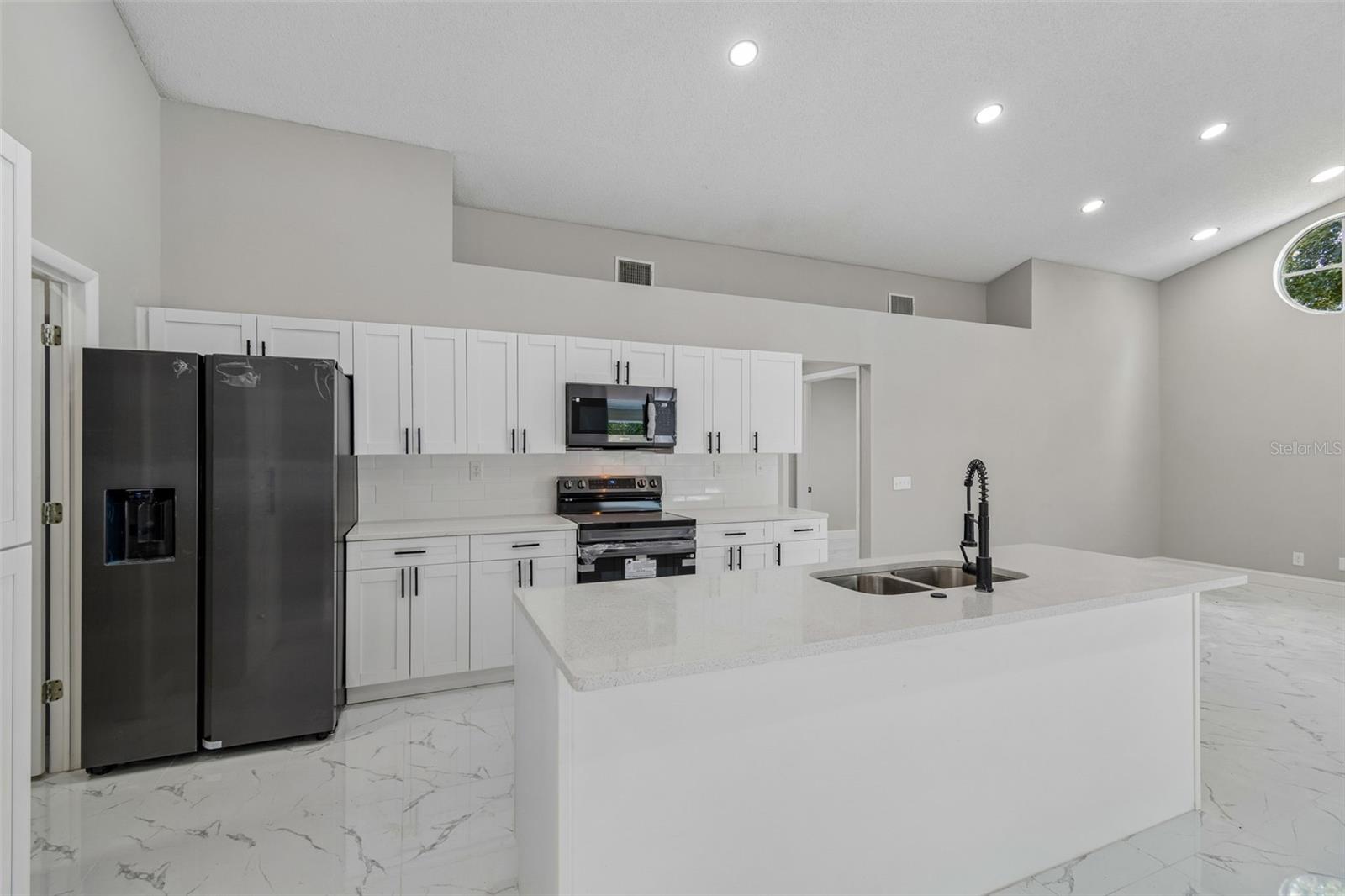 3315 SILVERPOND DR — photo 19