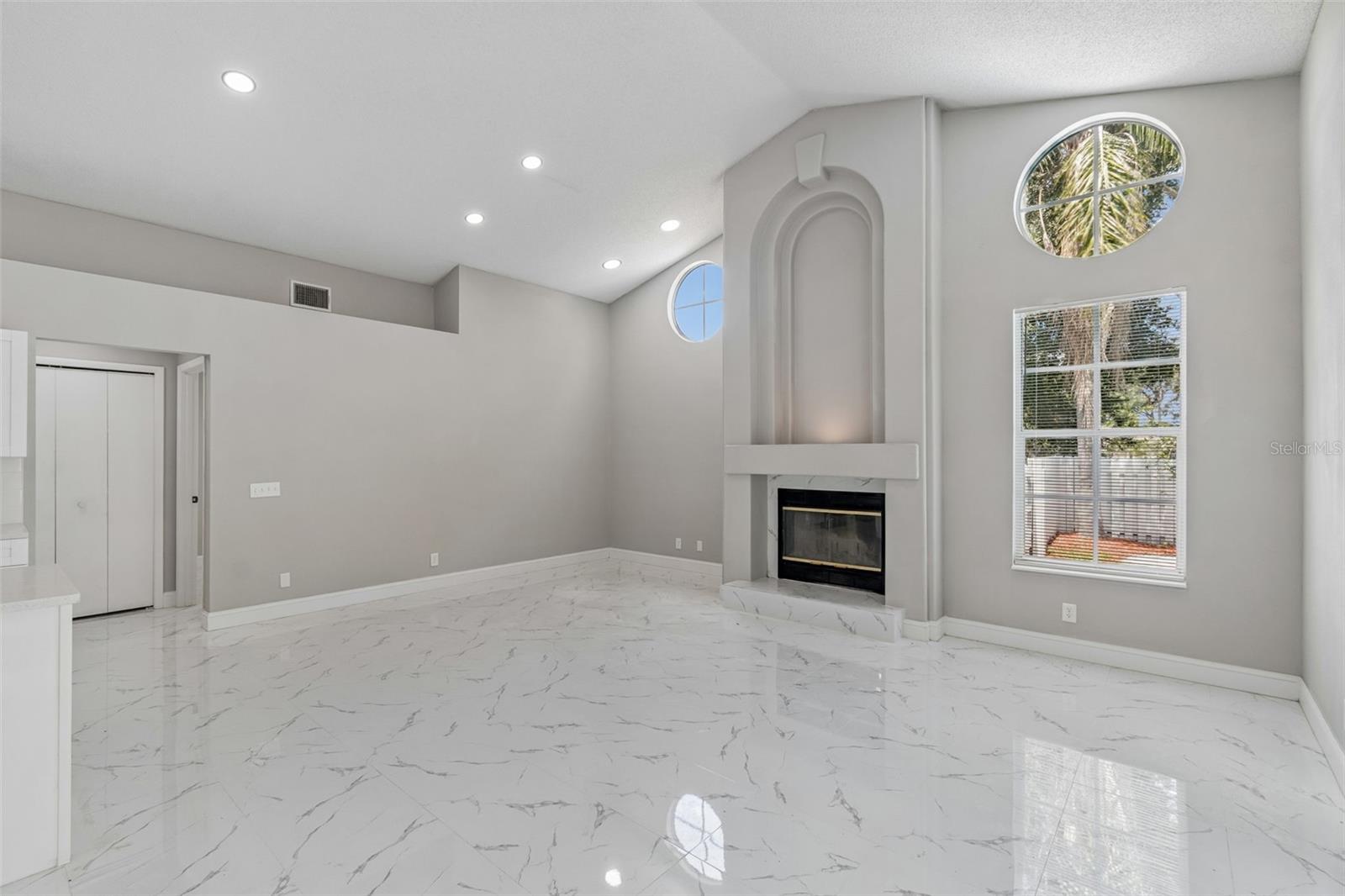 3315 SILVERPOND DR — photo 29