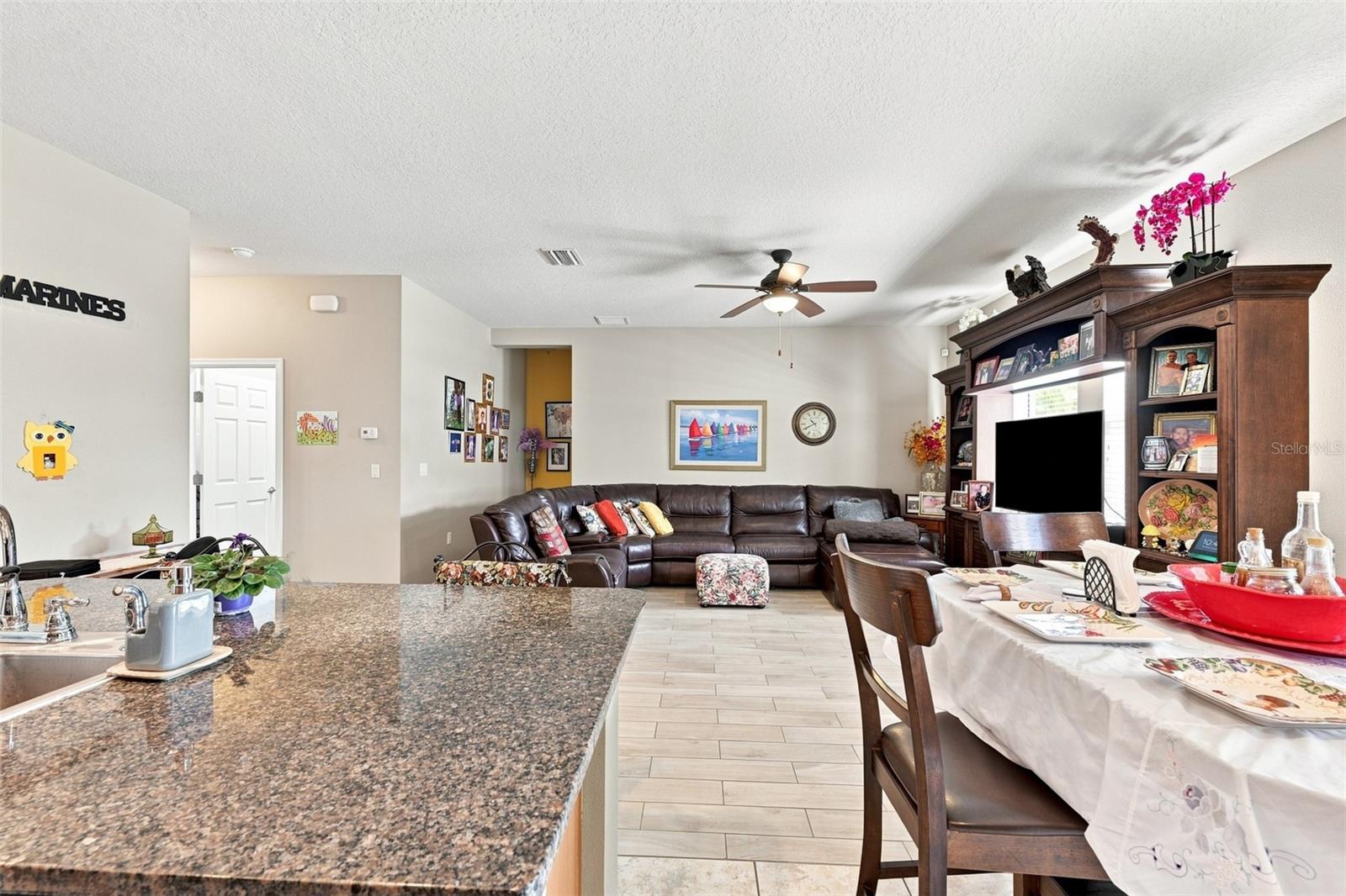 803 PARKER DEN DR — photo 17