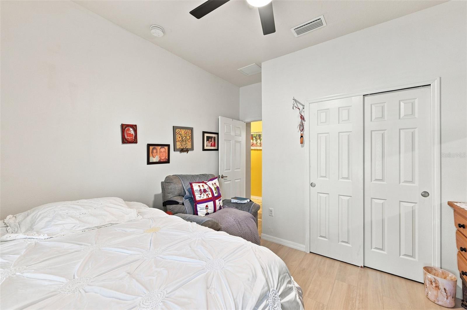 803 PARKER DEN DR — photo 24