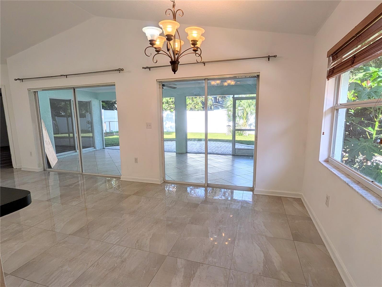 4557 WORCESTER RD — photo 14