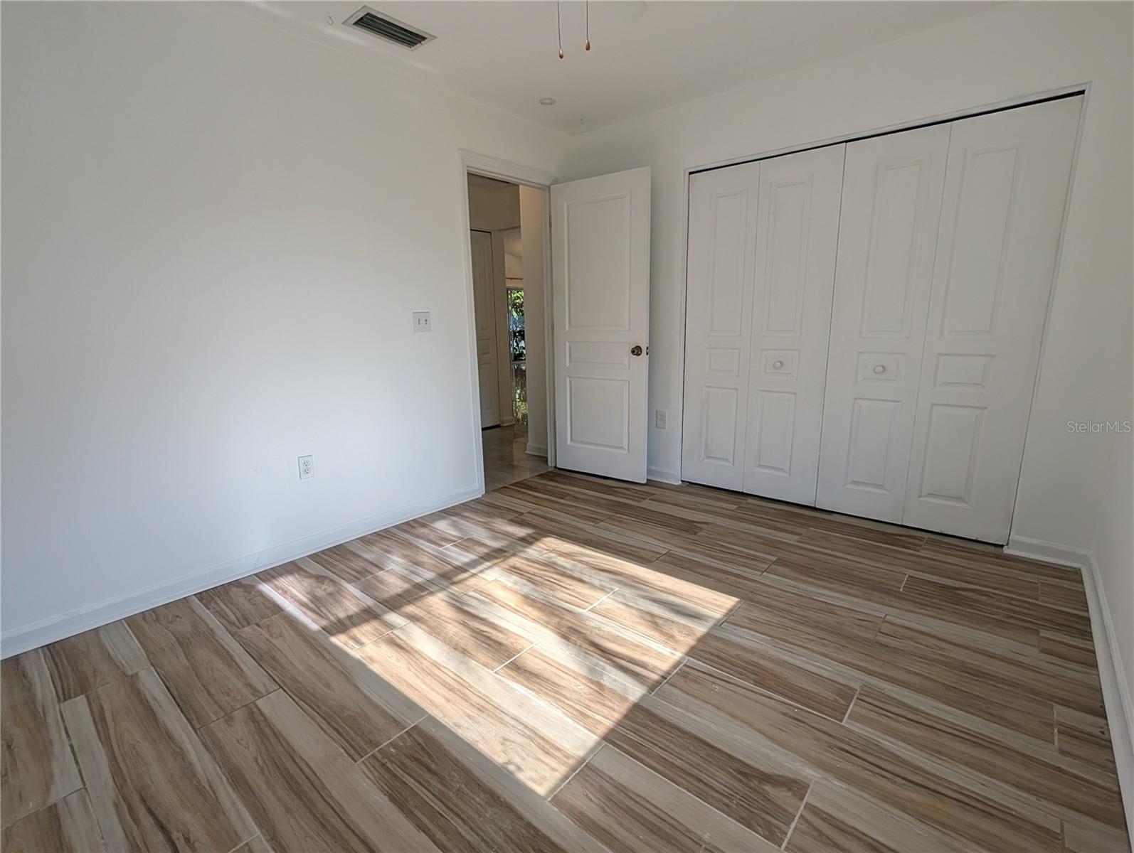 4557 WORCESTER RD — photo 28