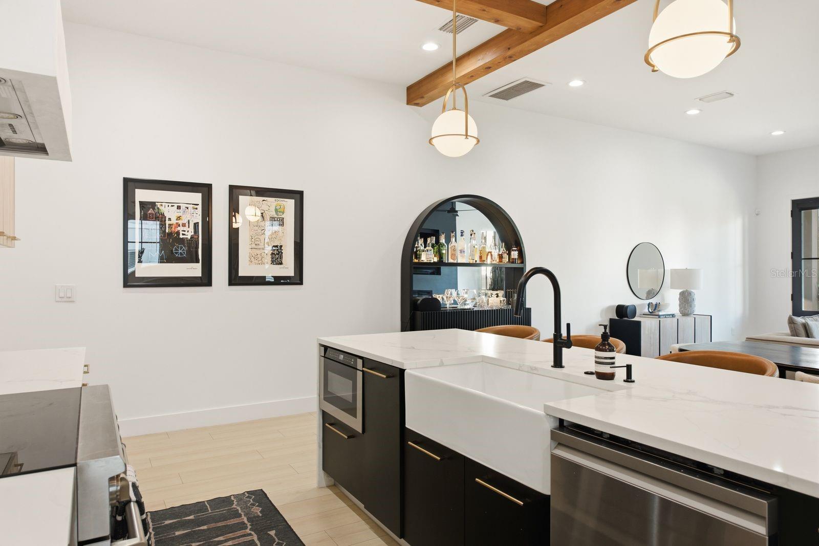 501 W WARREN AVE #2 — photo 13