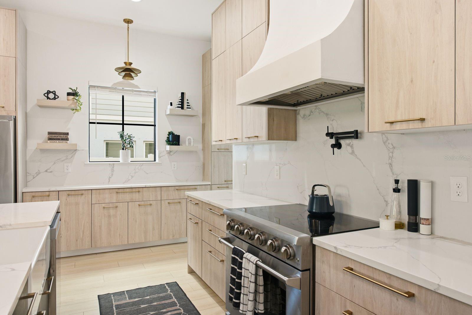 501 W WARREN AVE #2 — photo 12