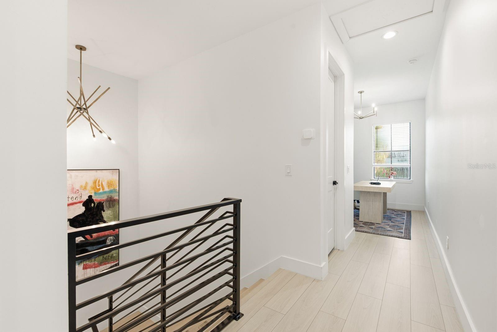 501 W WARREN AVE #2 — photo 19