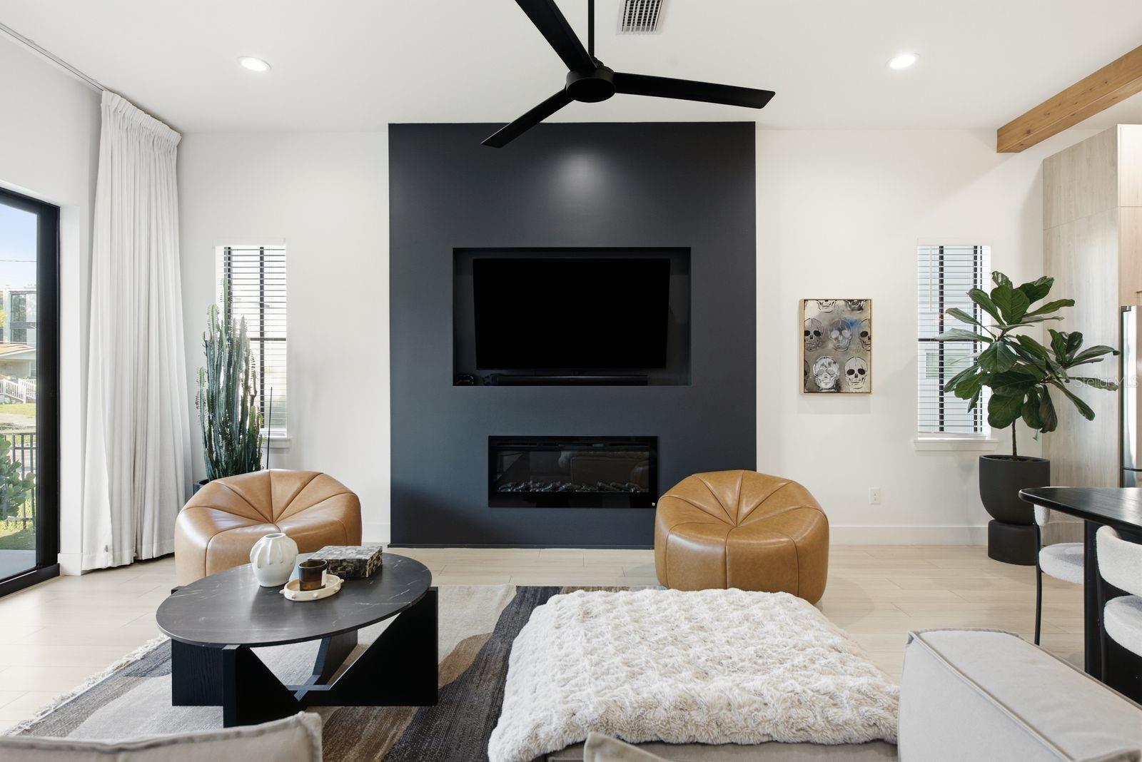 501 W WARREN AVE #2 — photo 5