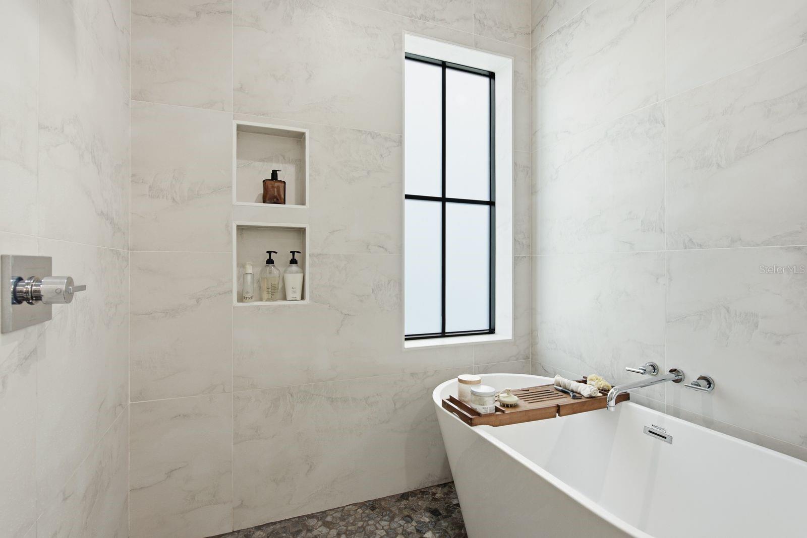 501 W WARREN AVE #2 — photo 27