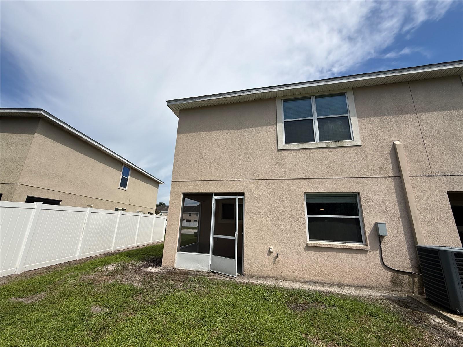 5011 CHIPOTLE LN — photo 28