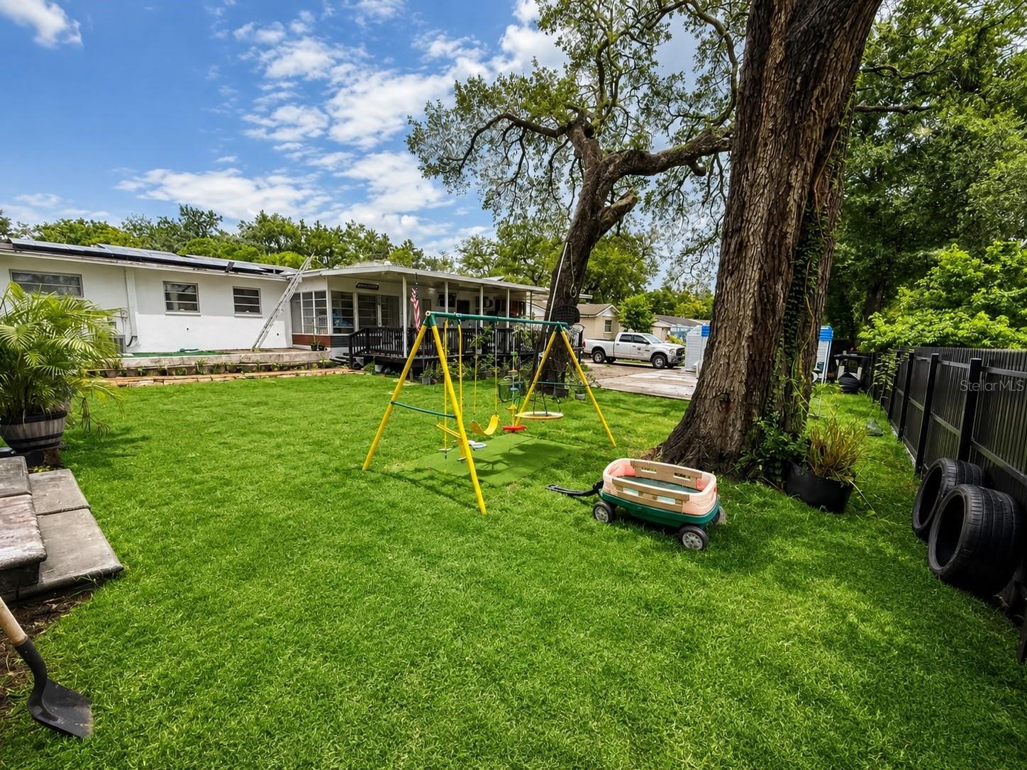 8907 EL PORTAL DR — photo 16