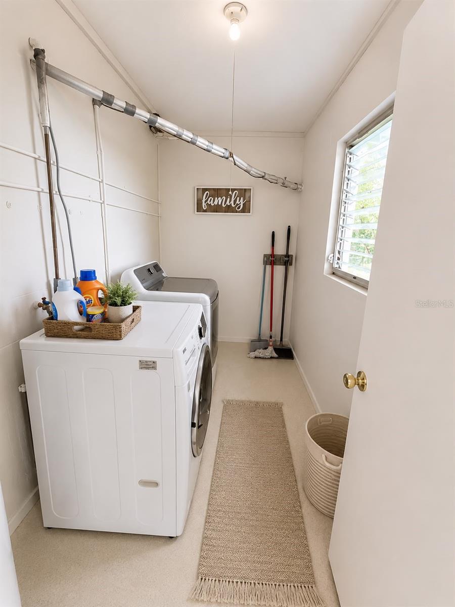 8907 EL PORTAL DR — photo 5