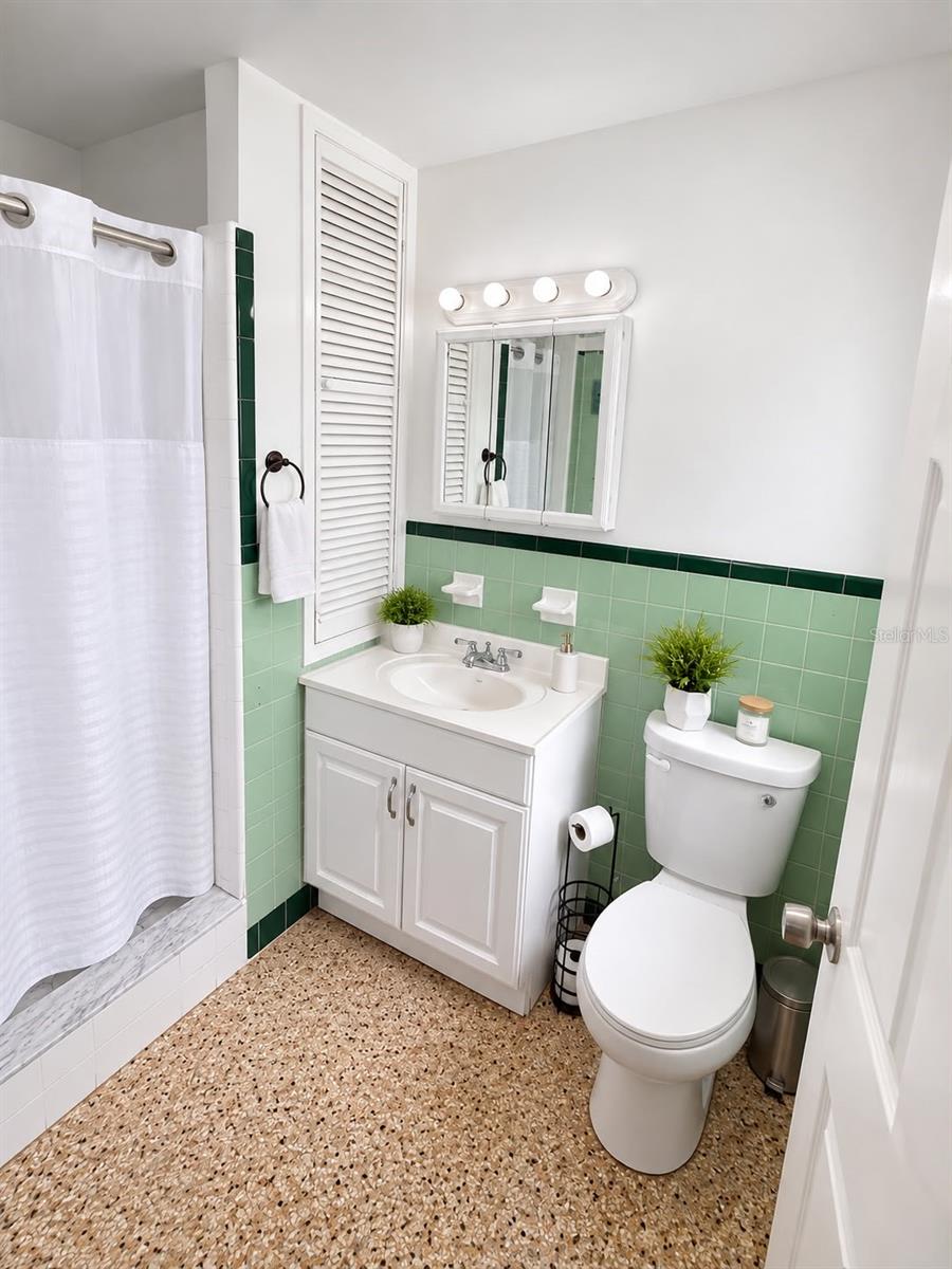 8907 EL PORTAL DR — photo 13