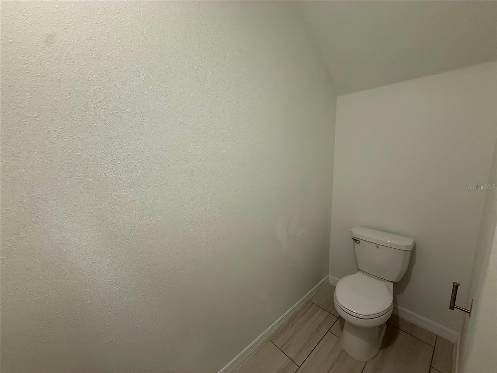35190 GRAVELLY DR — photo 3