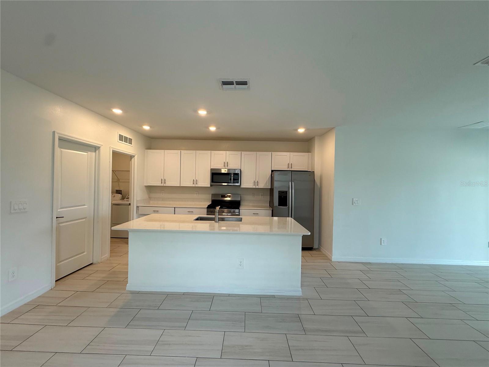 35190 GRAVELLY DR — photo 6