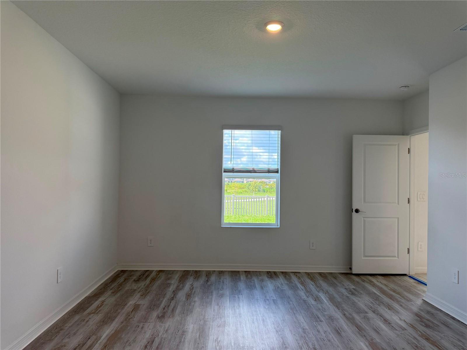 35190 GRAVELLY DR — photo 9