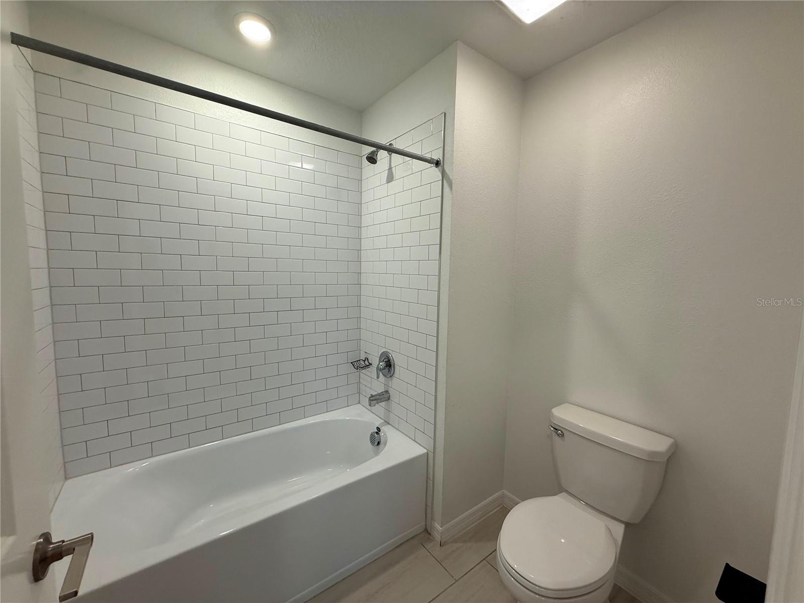 35190 GRAVELLY DR — photo 25