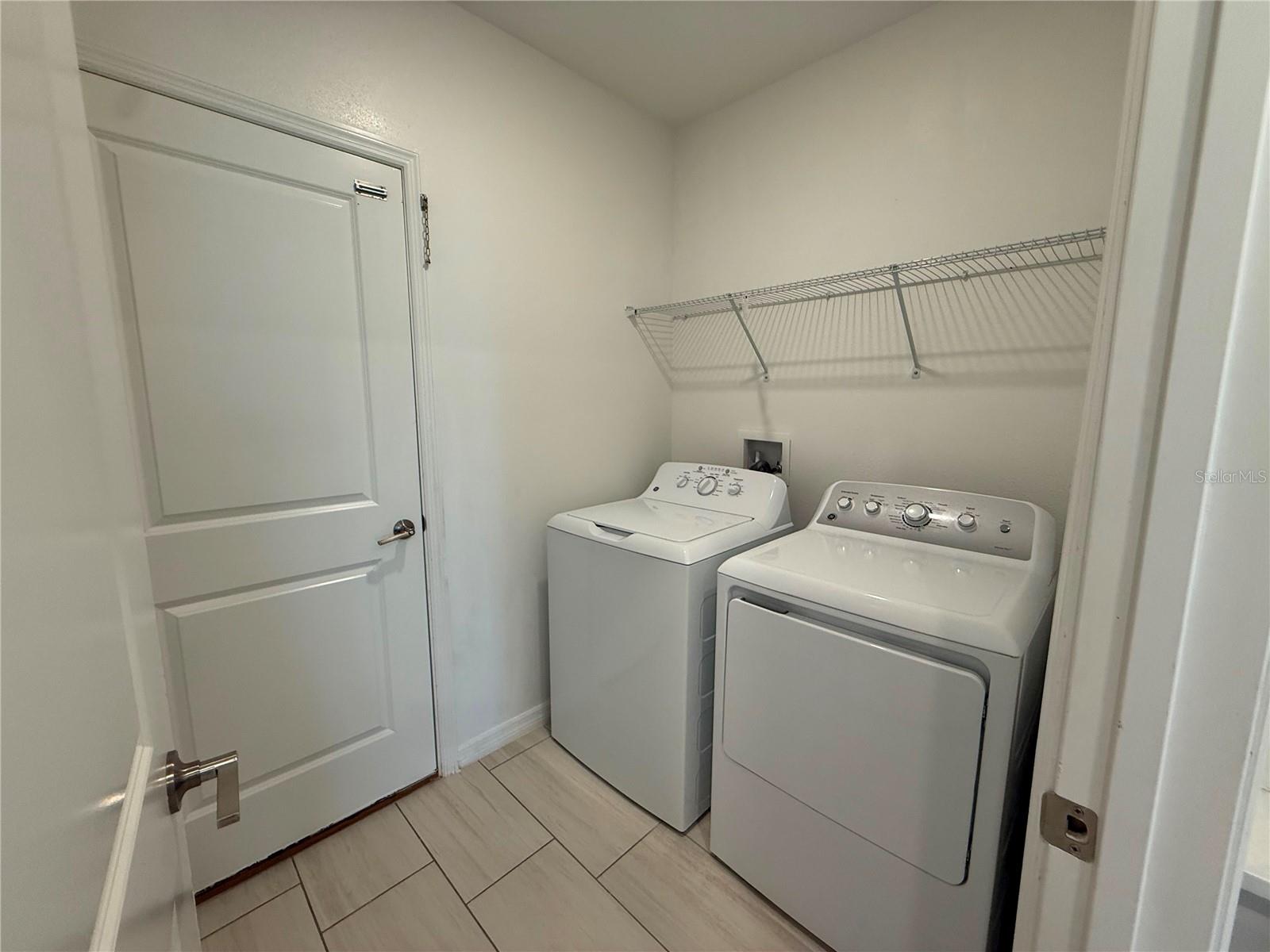 35190 GRAVELLY DR — photo 17