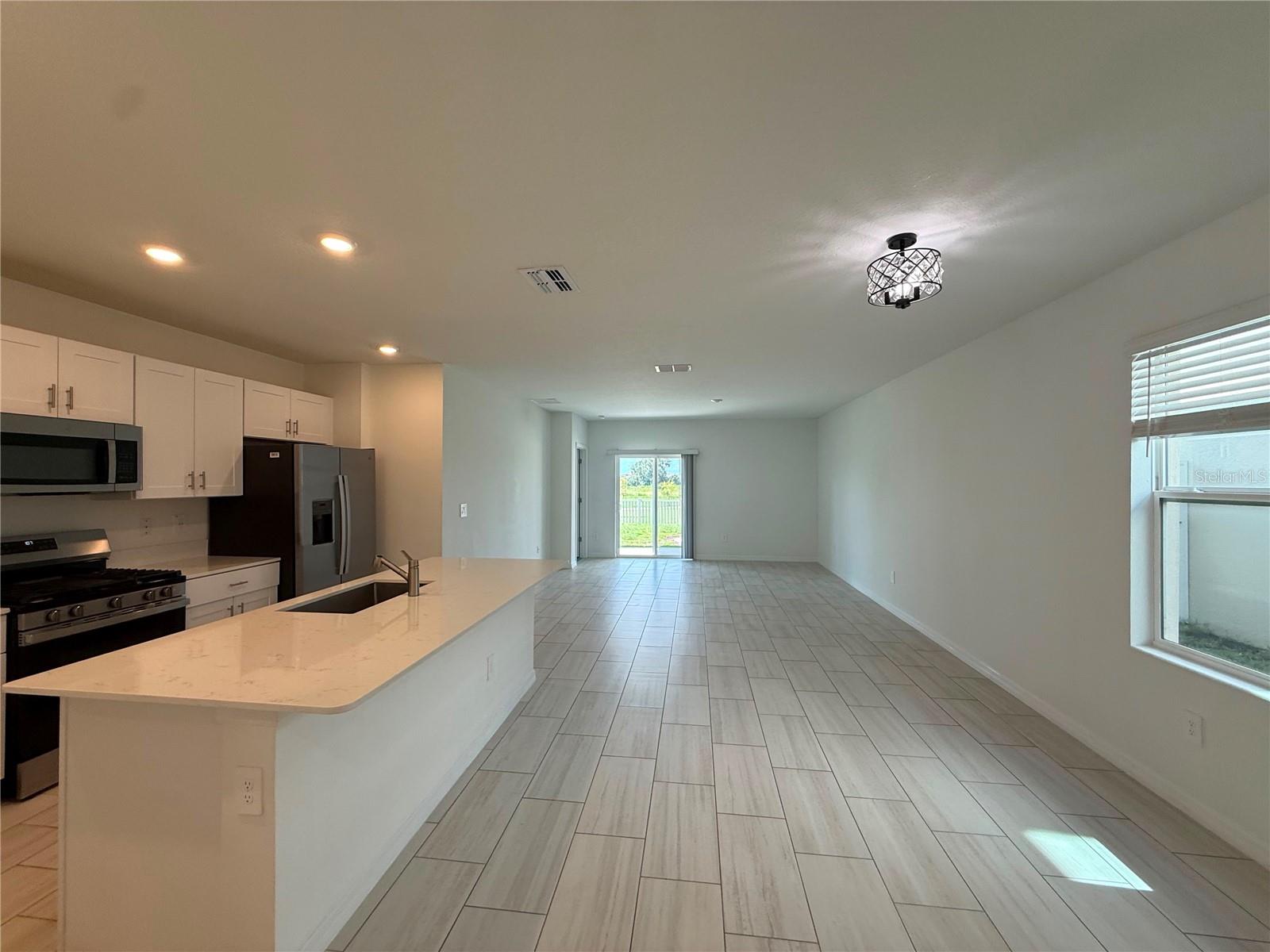 35190 GRAVELLY DR — photo 5