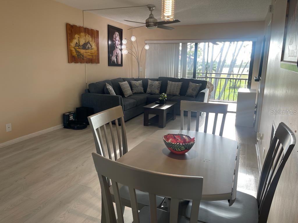 6210 SUN BLVD #202 — photo 11