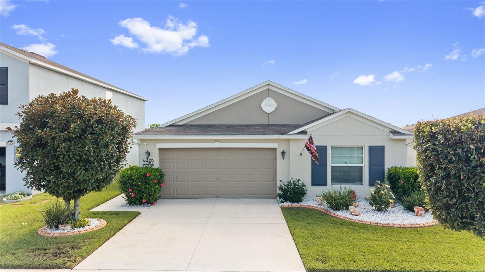 1749 BROAD WINGED HAWK DR — photo 36