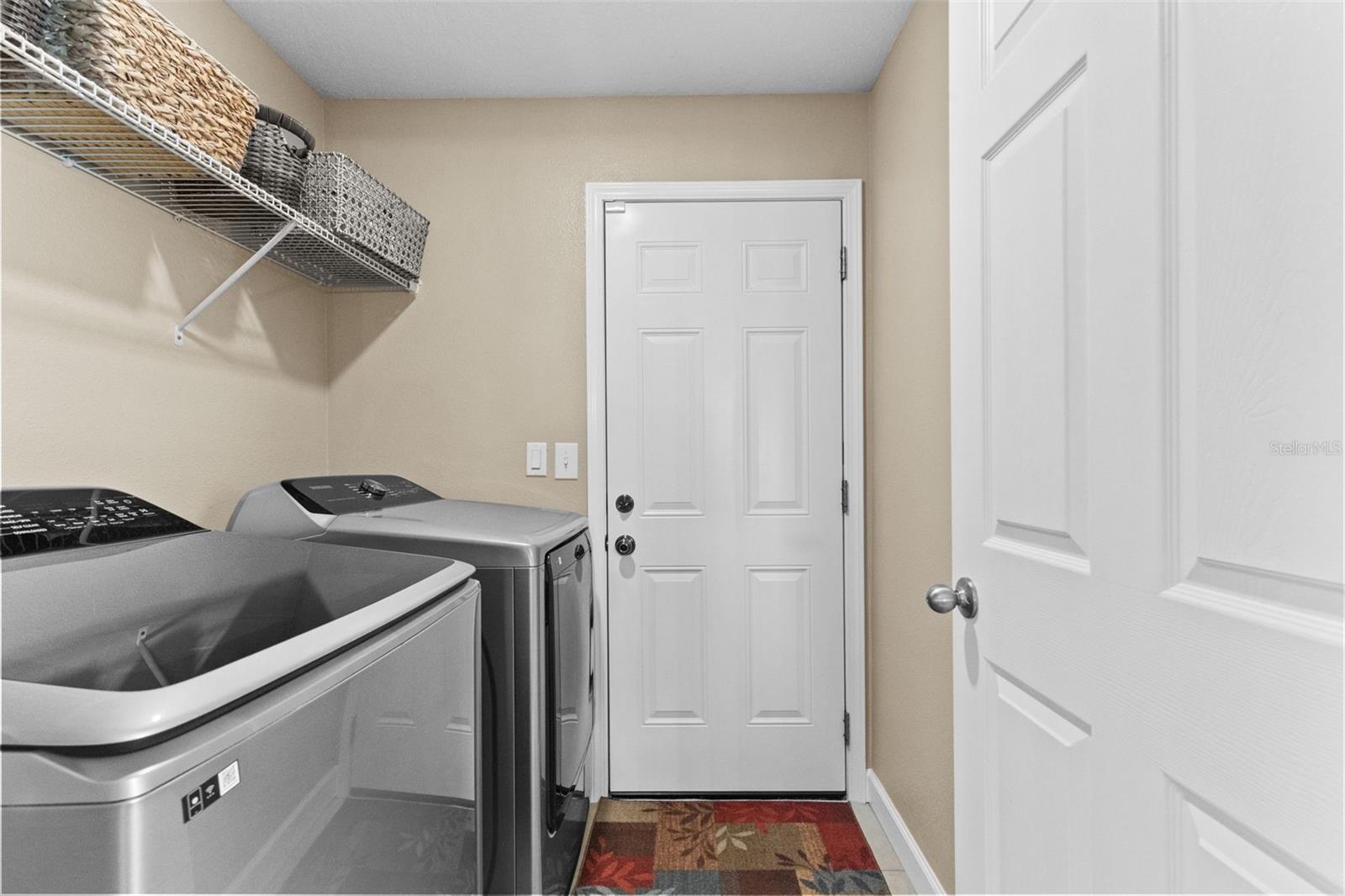 1749 BROAD WINGED HAWK DR — photo 19