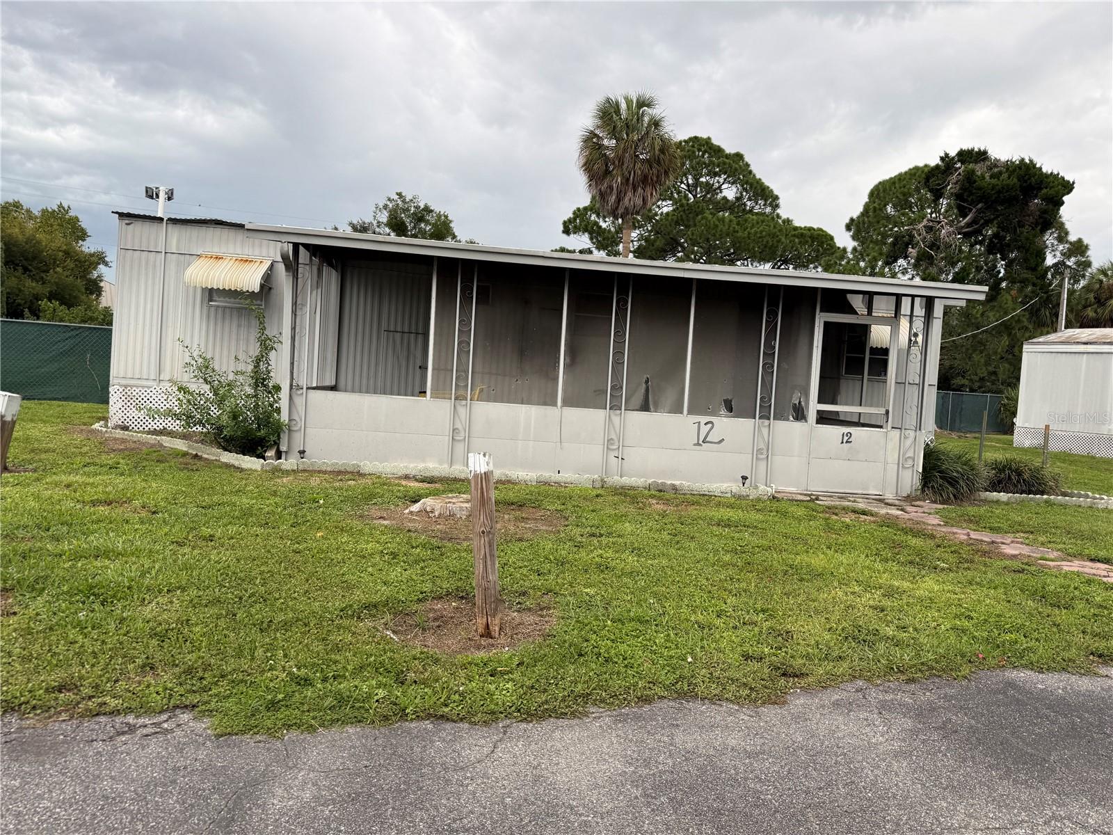6435 W HILLSBOROUGH AVE — photo 4