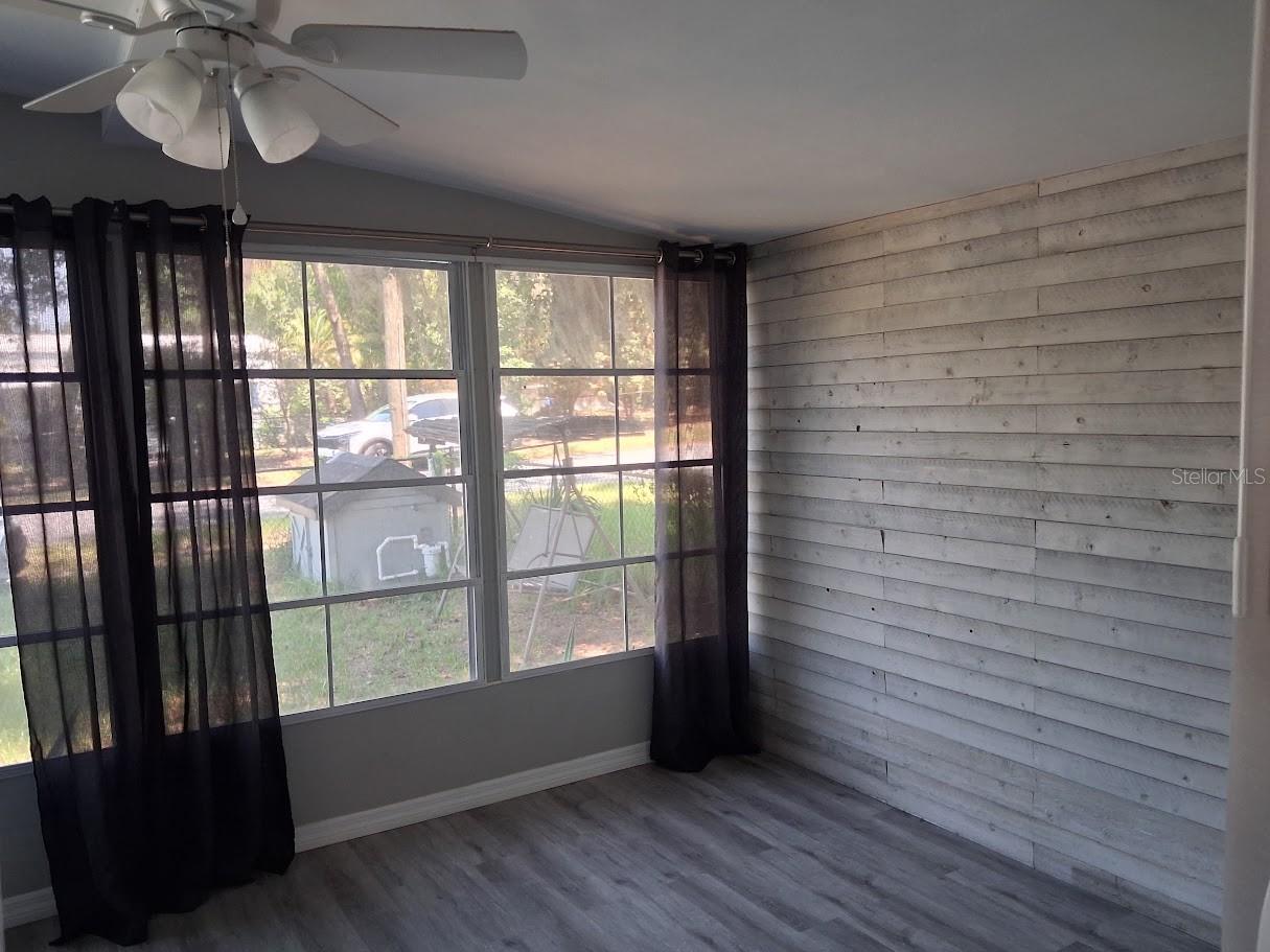8714 ALLAMANDA ST — photo 10