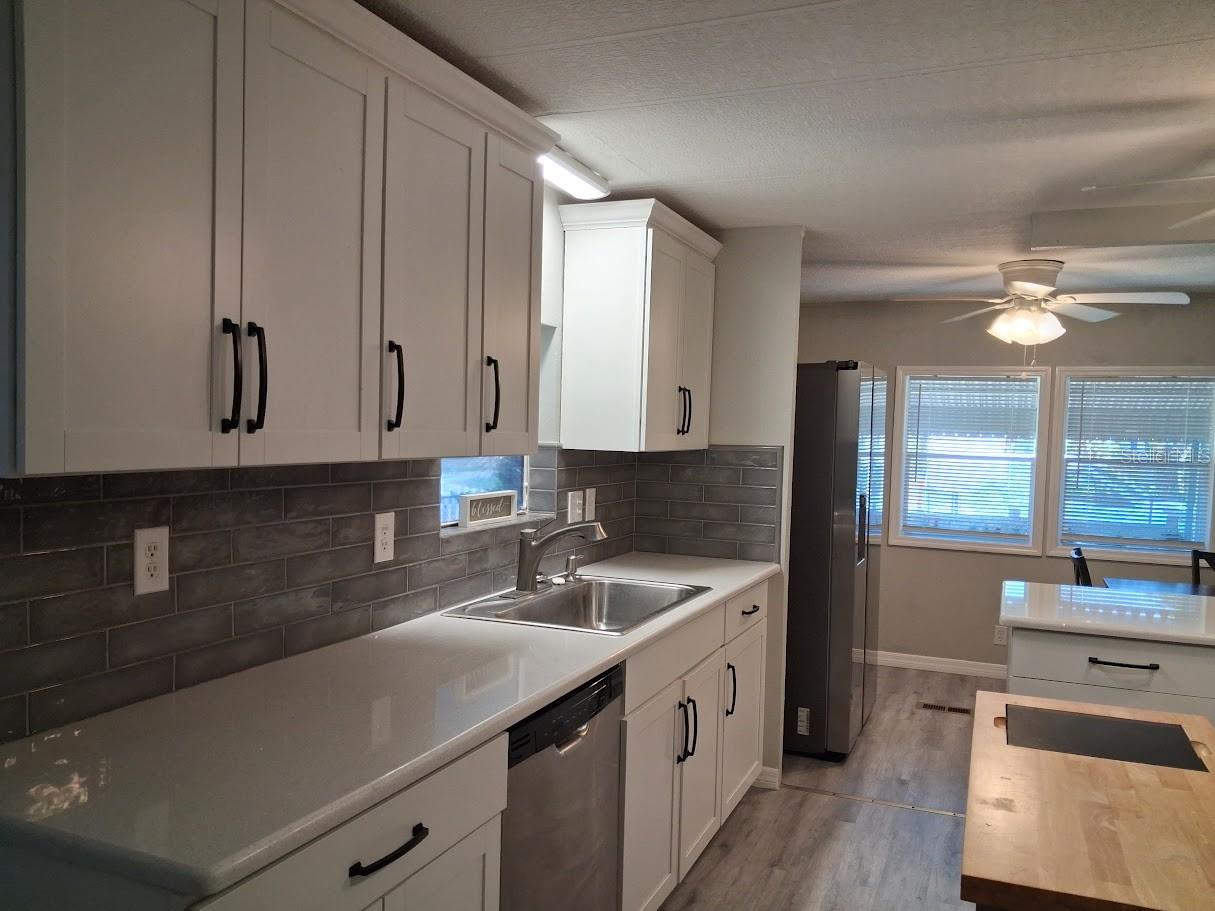 8714 ALLAMANDA ST — photo 7