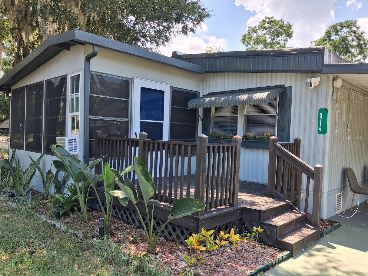 8714 ALLAMANDA ST — photo 2