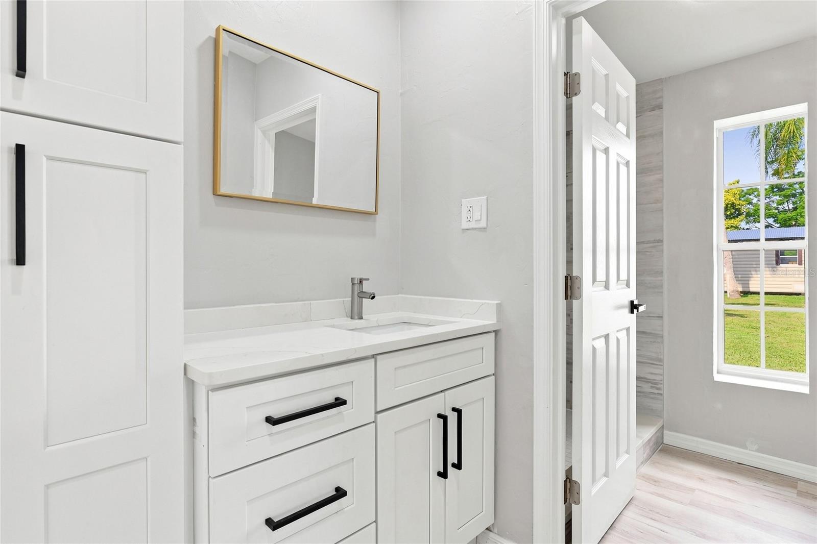 6488 ANGLE PL — photo 12