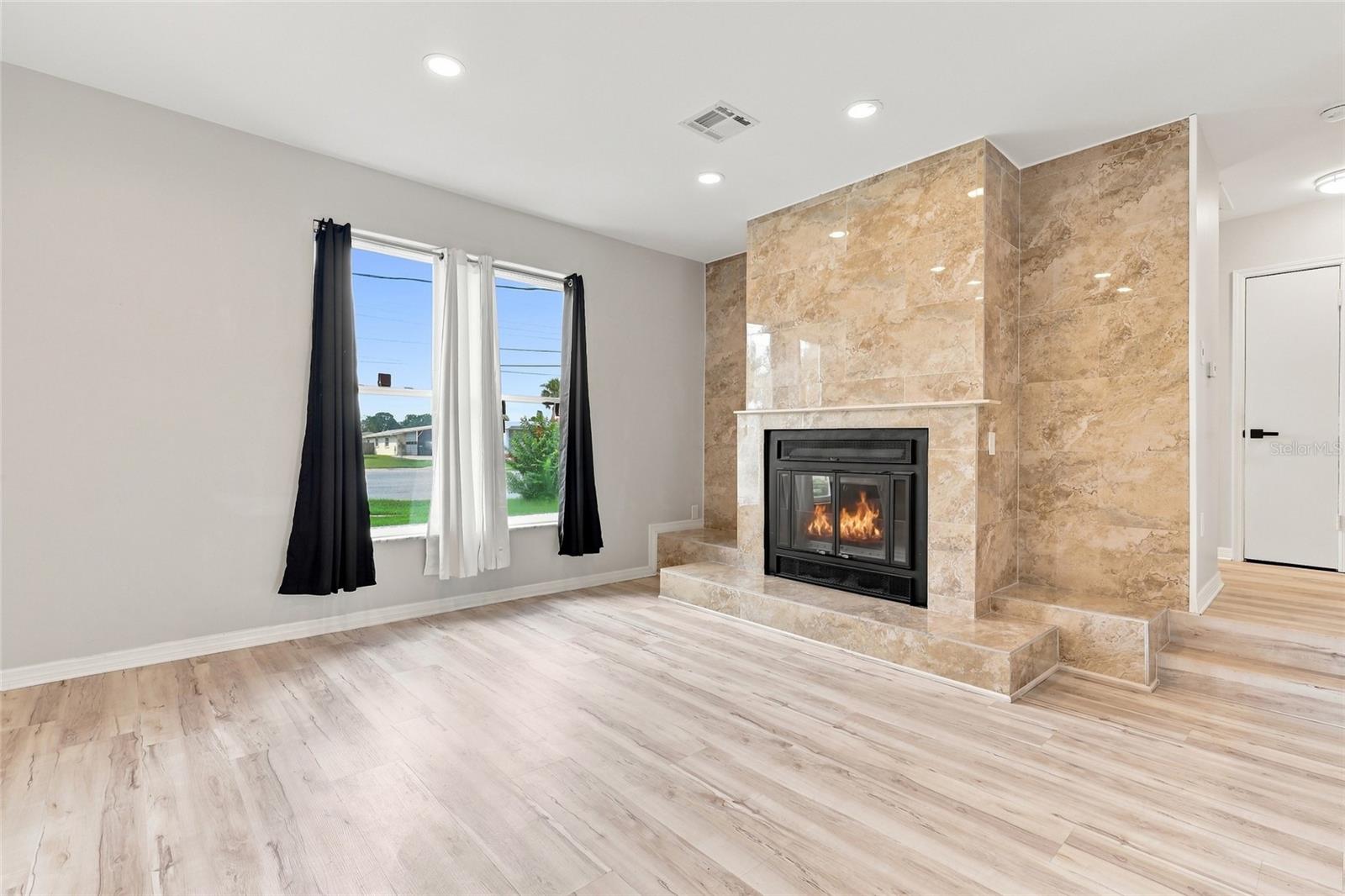 6488 ANGLE PL — photo 8
