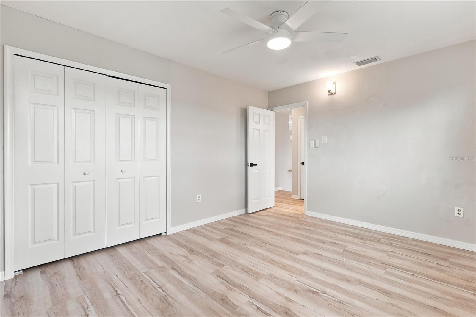 6488 ANGLE PL — photo 18