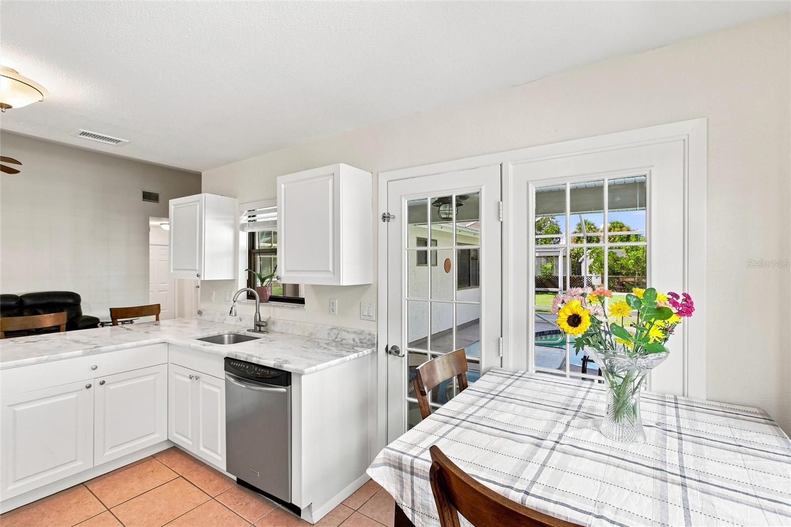 5948 JAVA CT — photo 15