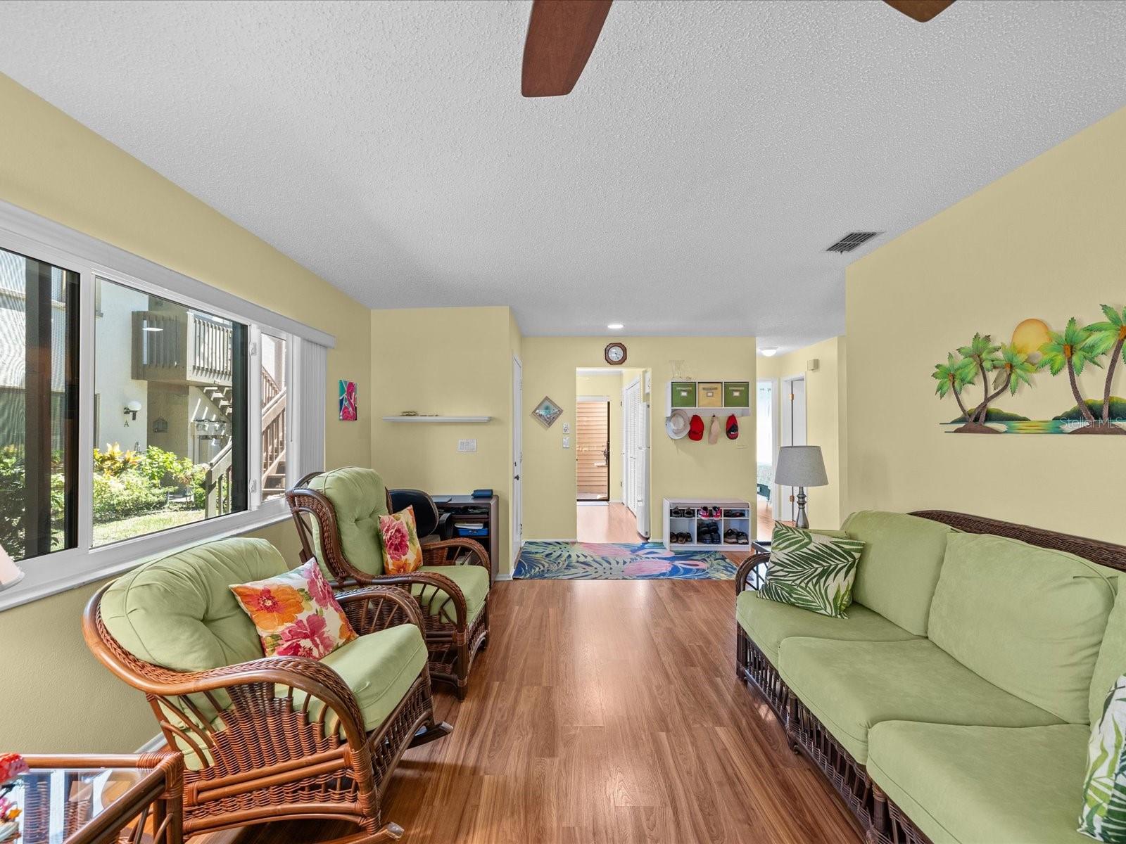 13002 WEDGEWOOD WAY #B — photo 5