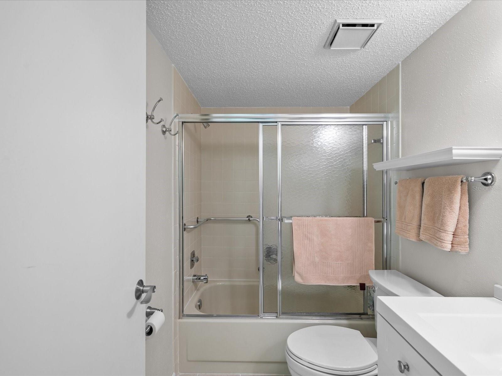 13002 WEDGEWOOD WAY #B — photo 22