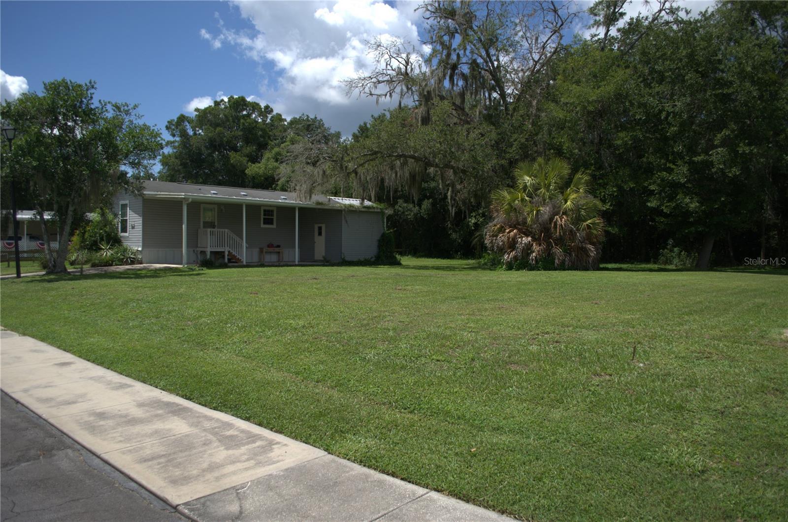 MULLER DR — photo 2