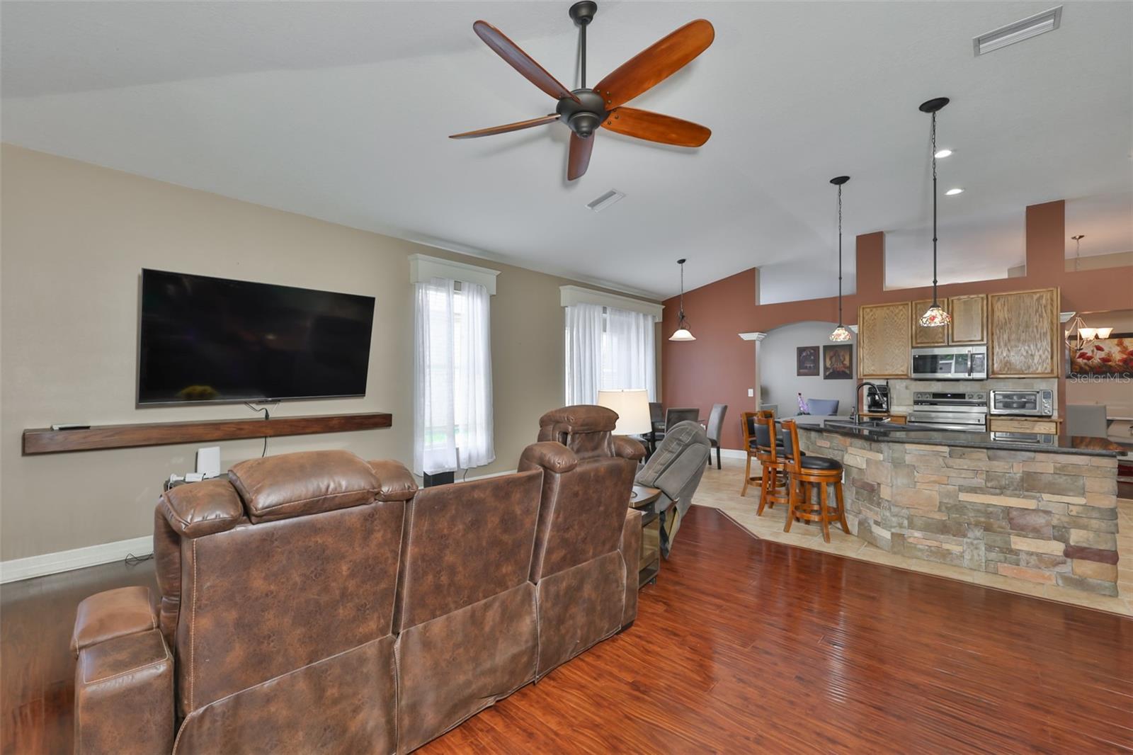 7318 GUILFORD PINE LN — photo 8