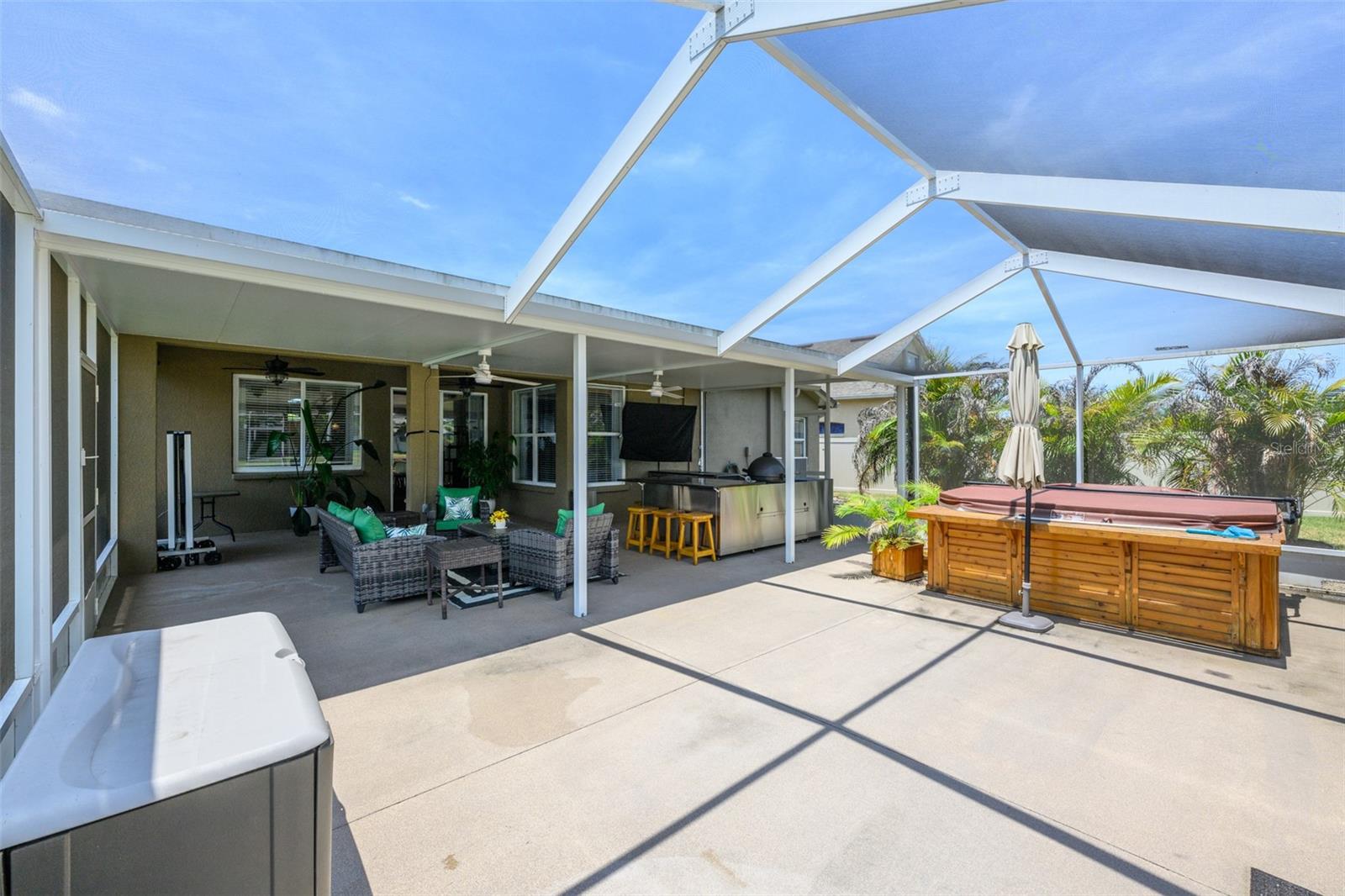 7318 GUILFORD PINE LN — photo 16