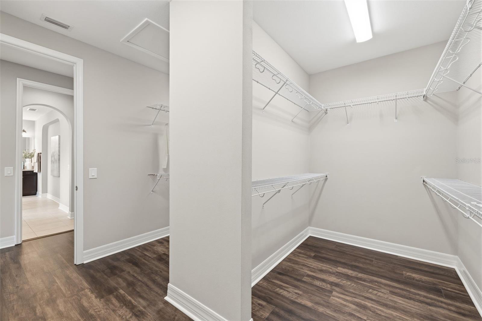 7292 BAY LAUREL CT — photo 32