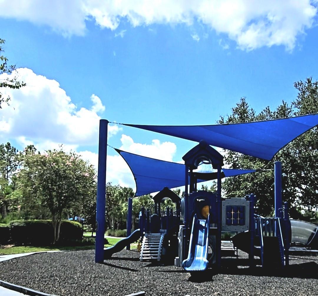 20027 HERITAGE POINTE DR — photo 34