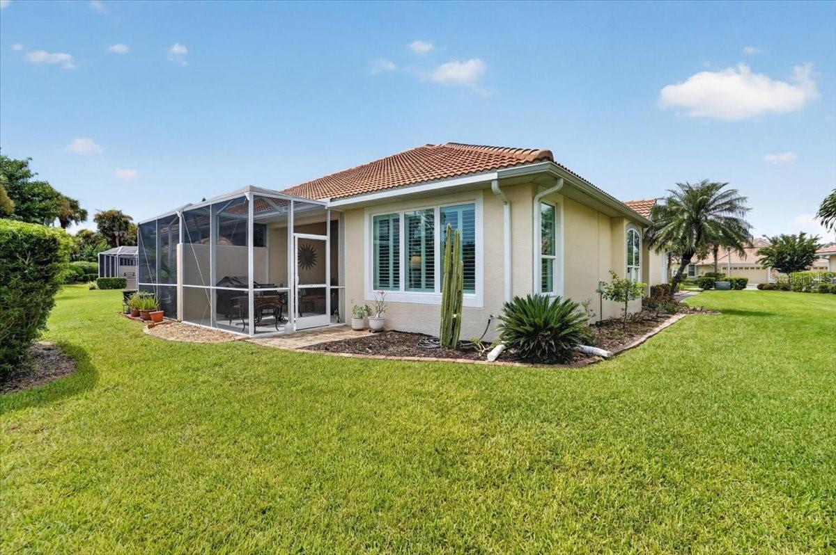 5037 WHISPERING OAKS DR — photo 40