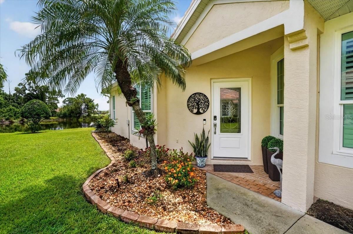 5037 WHISPERING OAKS DR — photo 3