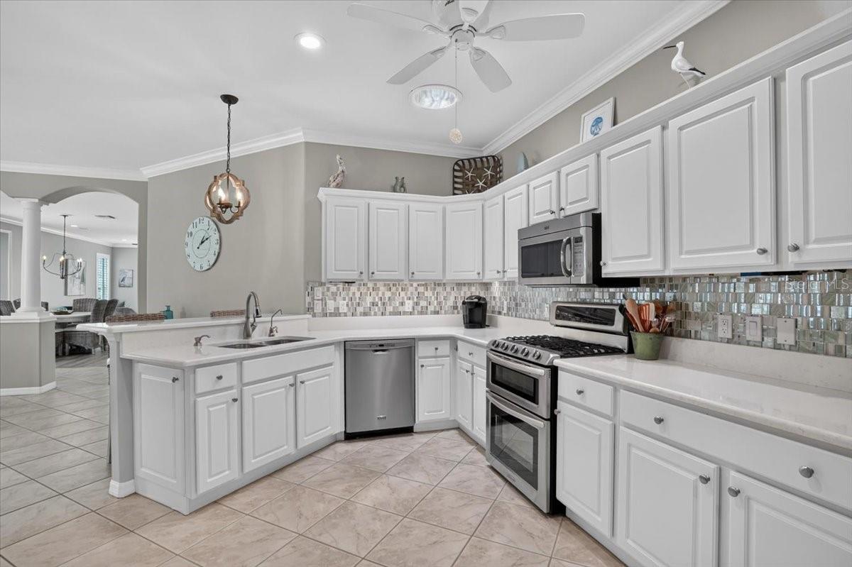 5037 WHISPERING OAKS DR — photo 26