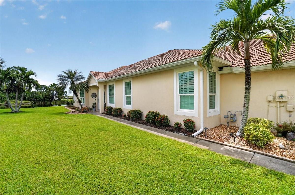 5037 WHISPERING OAKS DR — photo 37
